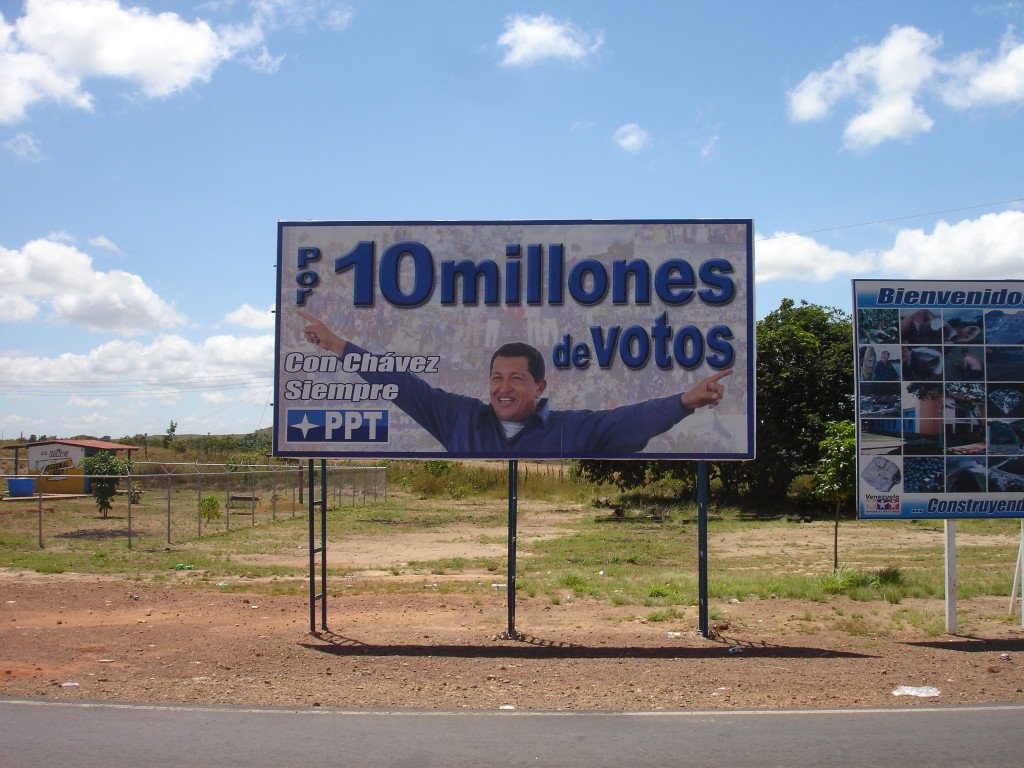 10 milionów głosów na Chaveza - głosi niespełnione hasło wyborcze. fot. Marcin Plewka