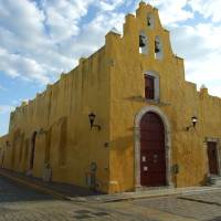 Środa popielcowa też jest obchodzona w Meksyku. Typowy kościół z okresu kolonialnego. Fot. Marcin Plewka