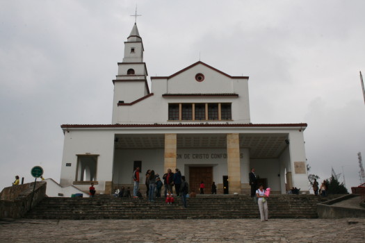 Kościół na szczycie Monserrate.